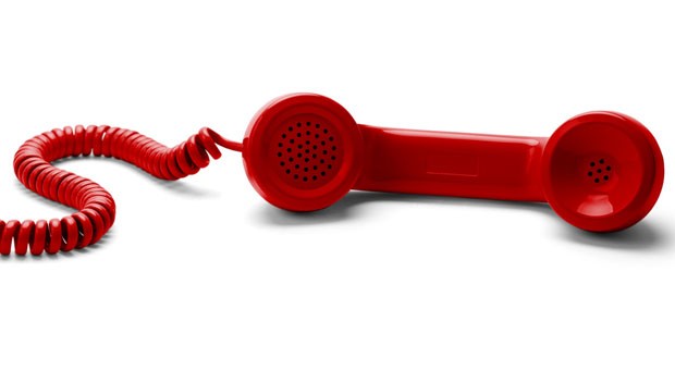 Eine telefonische Mahnung profitiert vom direkten Kontakt. Also ran an den Hörer!