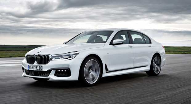 So einen schicken neuen BMW 7er hätten Sie auch gern als Firmenwagen? Dann verkaufen Sie Ihren alten doch -  aber Vorsicht: Es gibt rechtliche Tücken.