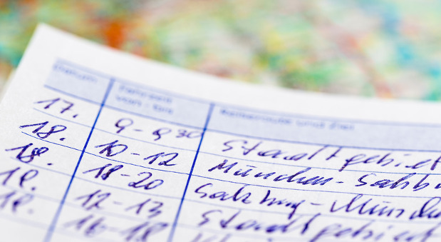 Im Firmenwagen ein Fahrtenbuch führen: Das raubt Zeit - kann aber bares Geld sparen