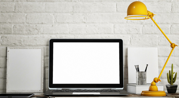 Schreibtisch im Home-Office