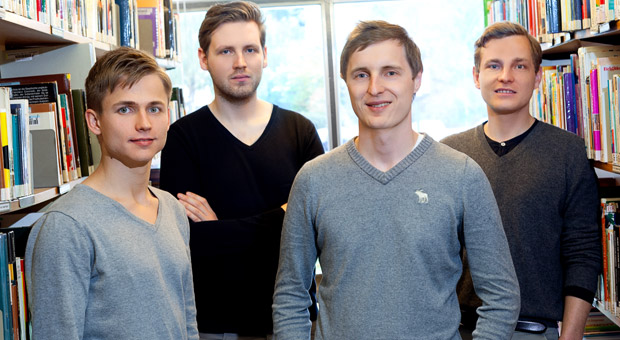 Geschäftstüchtige Bücherwürmer: Die Gründer des Berliner Start-ups Blinkist fassen 1000 Sachbücher jährlich zusammen.