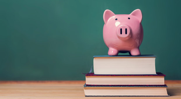 Mehr Geld im Sparschwein: Am 1. Januar 2018 trat das Betriebsrentenstärkungsgesetz in Kraft.