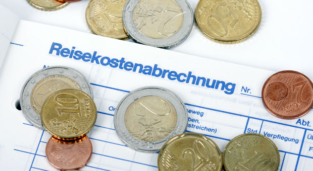 Wenn man seine Reisekosten nicht im Griff hat, gibt es bei der Abrechnung der Dienstreise ein böses Erwachen.