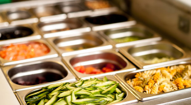 Freie Wahl wie am Buffet: Beim Cafeteria-System können sich Mitarbeiter steuerfreie Extras aussuchen, die zu ihnen passen.