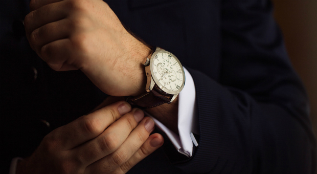 Luxusuhren sind nicht nur Zeitanzeiger oder Statussymbol.  Ihre Träger setzen auch oft mit der Marke ein Statement.