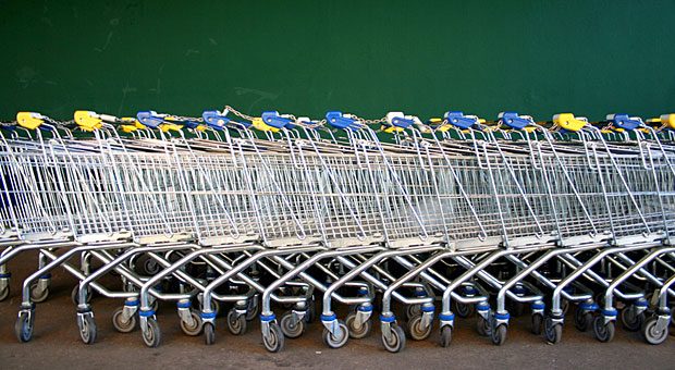 Vor einer Kaufentscheidung informieren sich 78 Prozent der Kunden bei Freunden und Bekannten über ein Produkt - damit sind sie die wichtigste Informationsquelle.