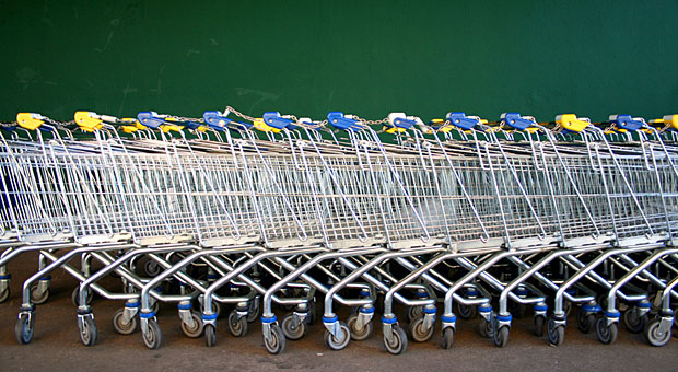 Vor einer Kaufentscheidung informieren sich 78 Prozent der Kunden bei Freunden und Bekannten über ein Produkt - damit sind sie die wichtigste Informationsquelle.