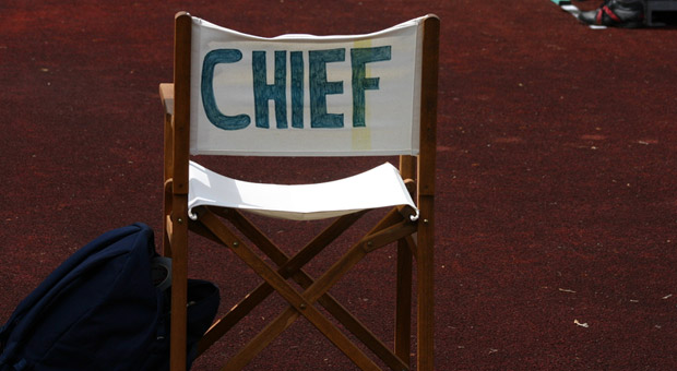 Wer ist hier der Boss? Sven Franzen sollte Chef von  50 Führungskräfte sein. Das geht nur, wenn man eine Idee von guter Führung hat.