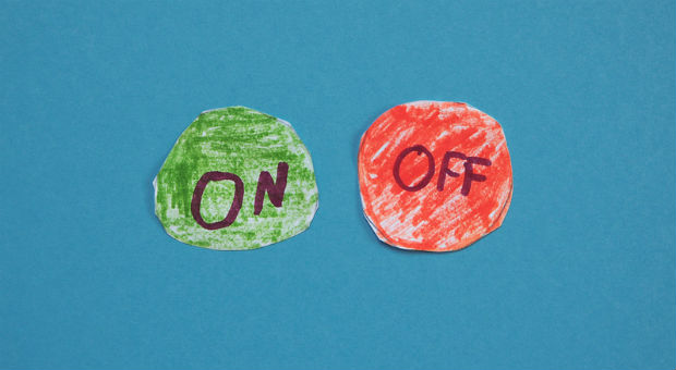 Schalten Sie Ihre Geräte öfter mal aus und kommunizieren Sie persönlich mit Mitarbeitern, Geschäftspartnern und Kunden. Das tut der Beziehung gut!