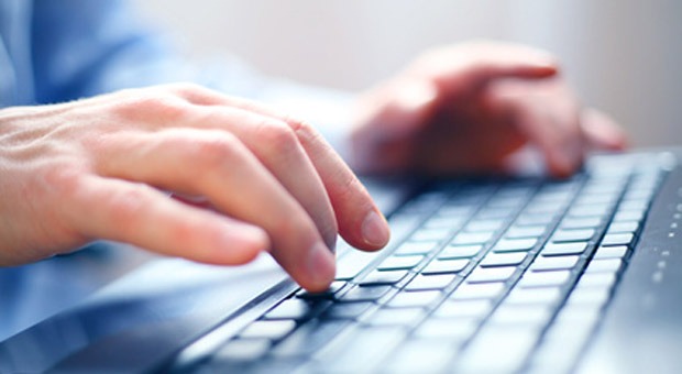 Zugriff verweigert: Darf ein Mitarbeiter seinen PC auch privat nutzen, darf der Arbeitgeber sich keinen Zugang zu den Daten verschaffen.