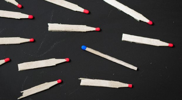 Gegen den Strom: Der Chef entscheidet sich für einen Weg, die Mitarbeiter gehen einen anderen. Einer Studie zufolge passiert das gar nicht mal so selten.