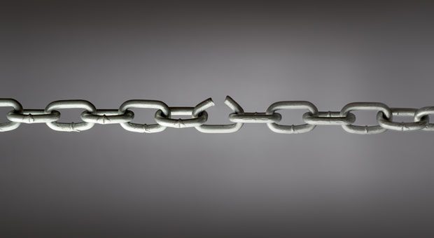 Das schwächste Glied der Kette: Betriebliches Eingliederungsmanagement soll dazu beitragen, dass sich Mitarbeiter beim Wiedereinstieg in den Job nicht überfordern.