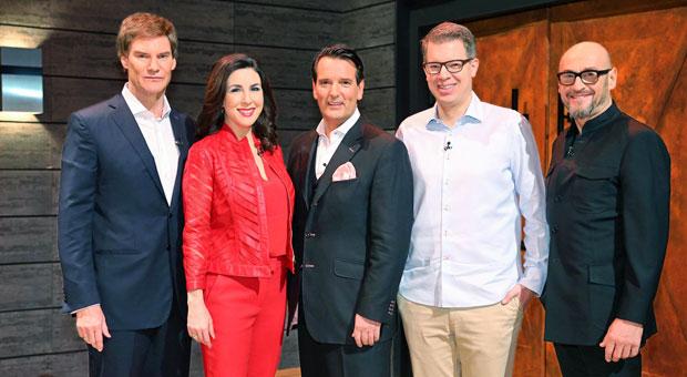 Bei manchen Unternehmensbewertungen, die die Gründer fordern, schütteln die Investoren in "Die Höhle der Löwen" nur mit dem Kopf (v.l.: Carsten Maschmeyer, Judith Williams, Ralf Dümmel, Frank Thelen, Jochen Schweizer).