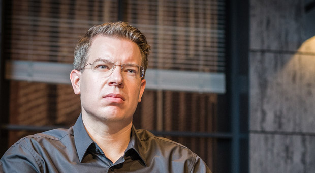 Klare Kante: In der TV-Show "Die Höhle der Löwen" ärgert sich Start-up-Investor Frank Thelen oft ernsthaft über manche Gründer und nimmt bei seiner Kritik oft kein Blatt vor den Mund.