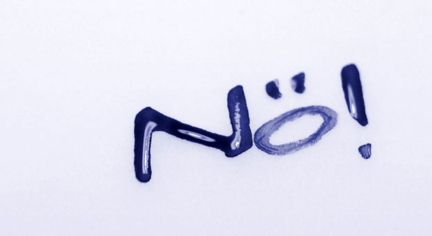 Ein Nein vom Wunschkandidaten für eine offene Stelle kann einen hart treffen. Doch Dranbleiben lohnt sich: Mit der richtigen Strategie - und ein bisschen Glück - lässt sich der Bewerber vielleicht noch überzeugen.