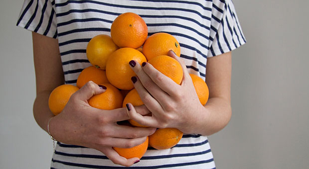 Obst für die Mitarbeiter? Für Vanessa Weber eine Selbstverständlichkeit. In ihrem Unternehmen gibt es darüber hinaus noch viele weitere Angebote, die die Gesundheit der Belegschaft fördern sollen.