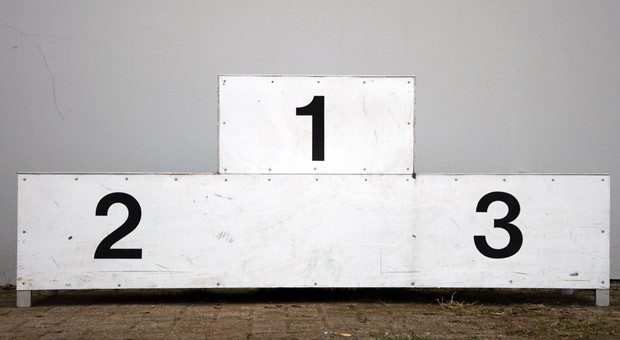 Wer wird die Nummer 1? Der Kampf um die besten Plätze bei Google ist hart - und wer SEO-Irrtümern aufsitzt, hat einen echten Wettbewerbsnachteil.