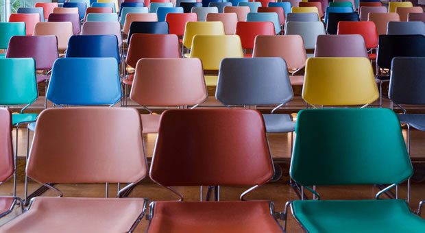 Für jede Präsentation gibt es die richtige Präsentationstechnik. Wenn Sie die anwenden, fesseln Sie Ihre Zuhörer an ihre Stühle!