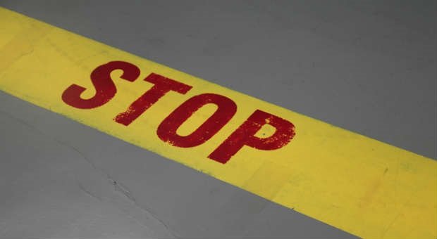 Wenn Angestellte sich nicht an Vorgaben halten, können sie abgemahnt werden. Abmahnungsgründe gibt es viele, doch nicht immer sind sie eindeutig.