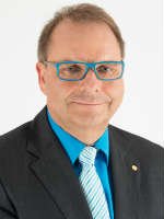 Jörg Eugster schrieb "Übermorgen: eine Zeitreise in unsere digitale Zukunft"