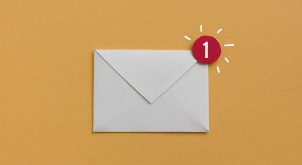 Pling! Eine E-Mail ist schnell abgeschickt. Aber nicht alle Nachrichten sollte man per E-Mail kommunizieren.