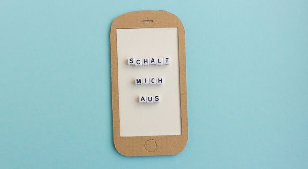 Das Smartphone einfach abschalten – für Handy-Junkies undenkbar. Aber gibt es so etwas wie eine Handysucht überhaupt?