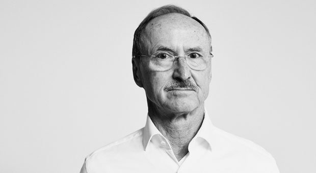 Josef Glöckl, 74, Gründer von aeris, entwickelte einen rückenschonenden Stuhl. Die Vermarktung trieb ihn fast in den Ruin.