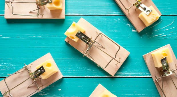 So offensichtlich wie diese Mäusefallen, sind viele Datenschutzfallen nicht: Oft tappen Mitarbeiter unbemerkt hinein