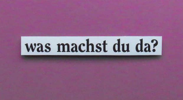 Wer seine Mitarbeiter ständig mit Fragen wie "Was machst du da?" kontrolliert, torpediert ihre Produktivität.