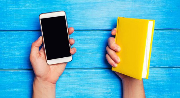 Dank der App Blinkist kann man dicke Bücher in 15 Minuten lesen.