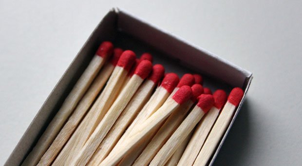 Sichere Sache: Brandschutzbeauftragte sorgen in Unternehmen dafür, dass Feuer möglichst gar nicht erst entstehen.