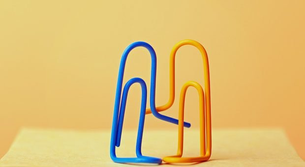 Umarmungen am Arbeitsplatz - ja oder nein? An dieser Frage scheiden sich die Geister.