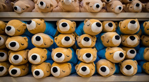 Volle Regale - und keiner will es haben: Es gibt Anzeichen dafür, dass eine Produkteinführung ein Flop wird.