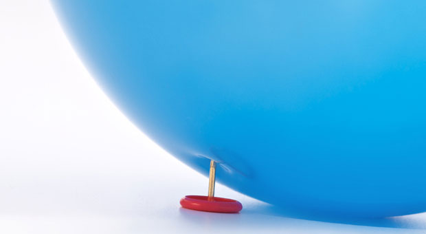 Vorsicht, da geht was kaputt! Es gibt viele Wege, wie Chefs die Motivation ihrer Teams zerstören können.