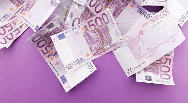 Das wird teuer: Je nach Berufsgruppe müssen Arbeitgeber mit deutlich höheren Gehaltsforderungen rechnen, wenn sie erfahrene Fachkräfte einstellen wollen.