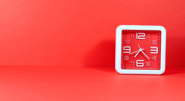 Haben Arbeitnehmer Anspruch auf Überstundenzuschlag, wird ihre Mehrarbeit für Arbeitgeber schnell teuer.