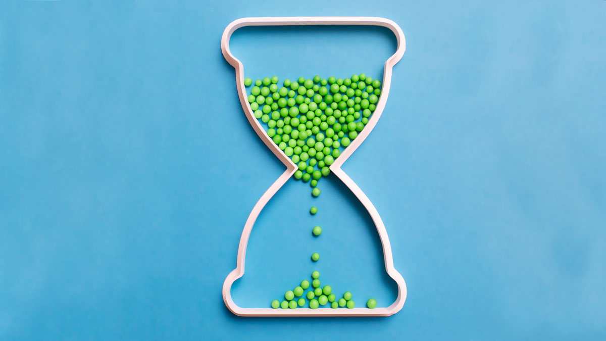 Die Zeit läuft ab, wie bei einer Sanduhr: Der befristete Arbeitsvertrag