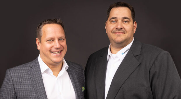 Carsten Finke und Ralf Aldenhoven waren von der Pandemie besonders betroffen - wegen ihres Standortes Heinsberg.