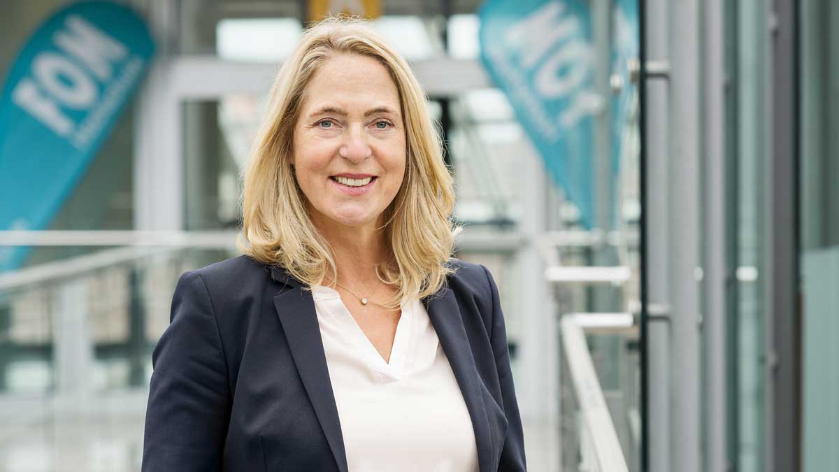 Ulrike Schwegler, Professorin für Wirtschaftspsychologie an der FOM Hochschule für Ökonomie und Management in Stuttgart