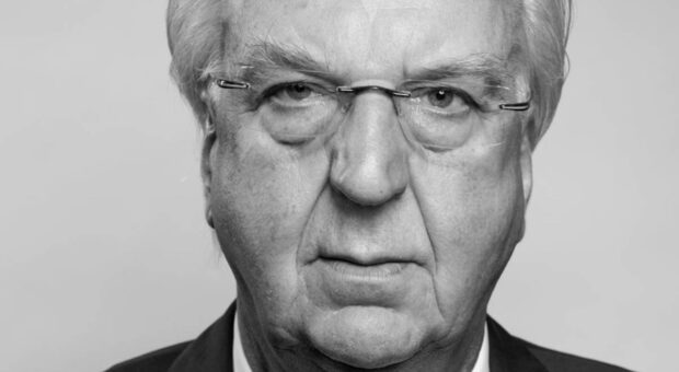 Heiner Finkbeiner ist Mitinhaber des Luxushotels Traube Tonbach. Heute weiß der 67-Jährige, dass zufriedene Mitarbeiter zum Erfolg eines Unternehmens dazu gehören.