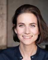 Victoria Berg, Frank Trompetter