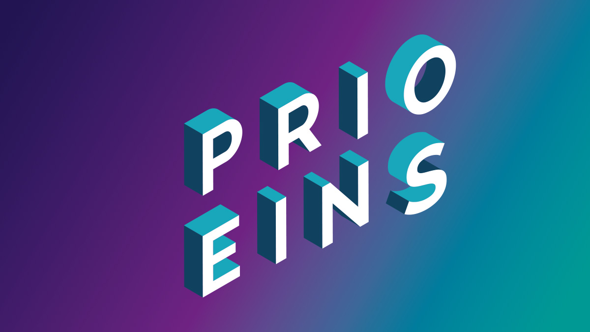 Schriftzug "Prio Eins" auf blau-lila Farbverlauf